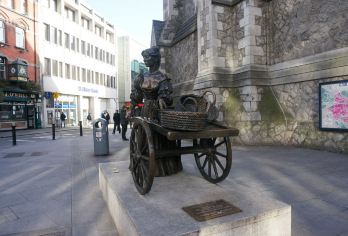Molly Malone Statue Dublin Popular Attractions Photos
