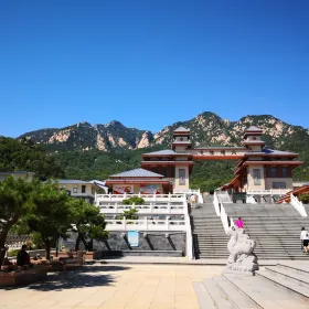 Tianzhu Shengjing Archway