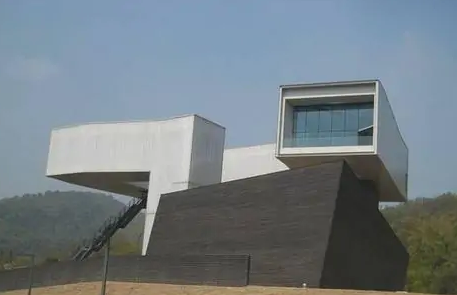 三川當代美術館