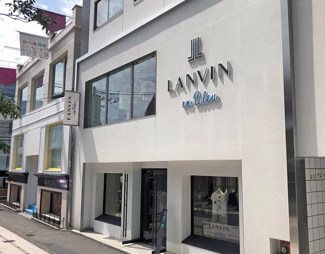 Shopping itineraries in LANVIN en Bleu(Omotesando) in November