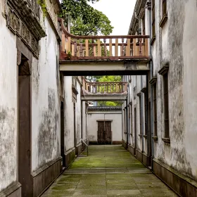 Yu's Old House