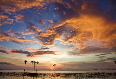 Tonle Sap Lake Popular Attractions Photos