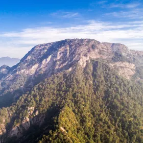 Lingshanding Scenic Area