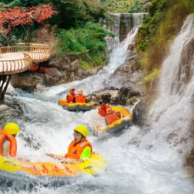 Xuanzhen Ancient Cave Eco-tourism Vacation Zone