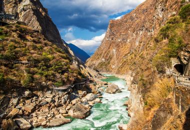 Tiger  Leaping  Gorge Popular Attractions Photos