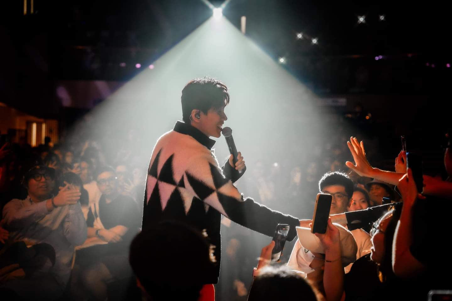 中山 · 2025《高山低谷10週年 special –Phil Lam The Great Decade Live》林奕匡巡迴演唱會中山站