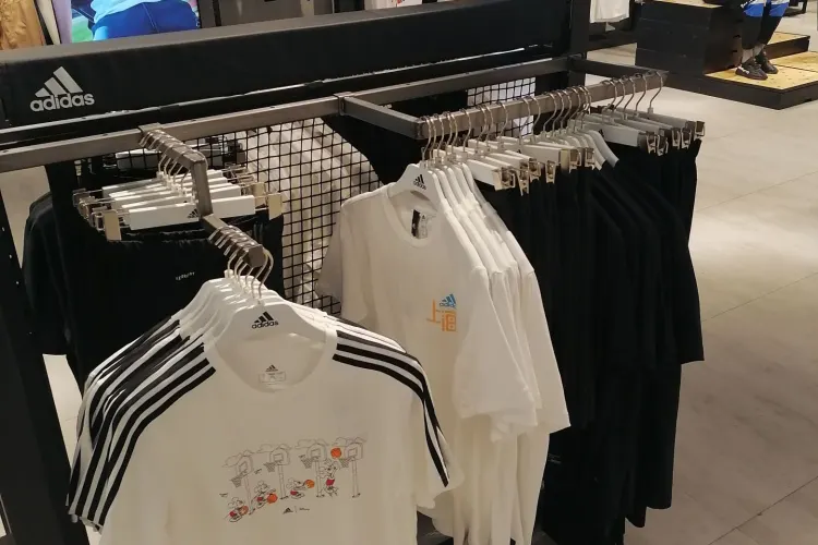 Adidas 龍之夢購物中心店 Travel Guidebook Must Visit Attractions In Shanghai Adidas 龍之夢購物中心店 Nearby Recommendation Trip Com