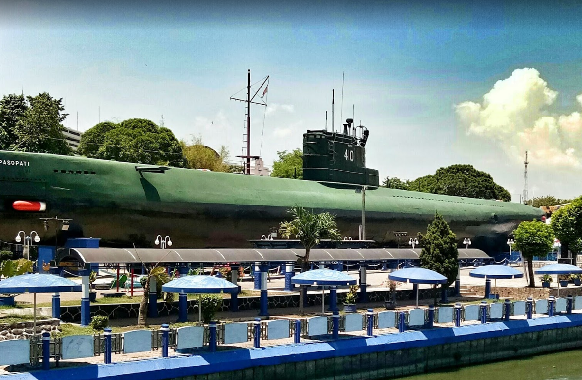 surabaya submarine