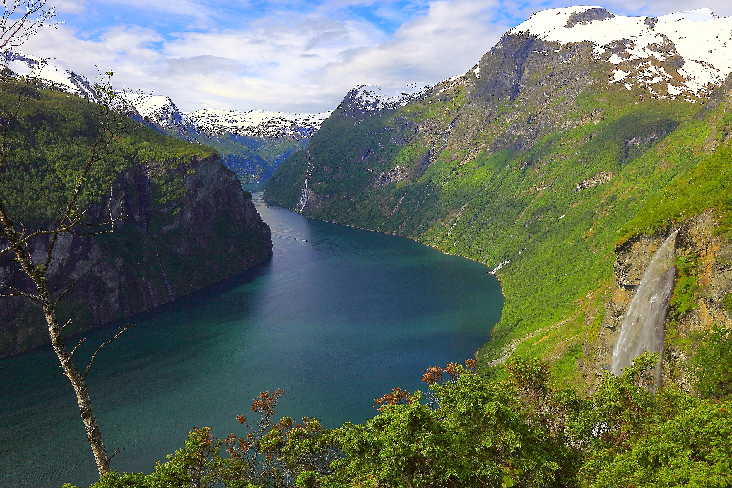 西ノルウェーフィヨルド群 ガイランゲルフィヨルドとネーロイフィヨルドのレビュー 西ノルウェーフィヨルド群 ガイランゲルフィヨルドとネーロイフィヨルドのチケット 西ノルウェーフィヨルド群 ガイランゲルフィヨルドとネーロイフィヨルドの割引 西
