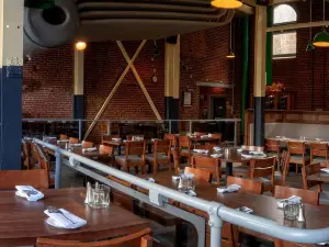 Powerhouse Eatery