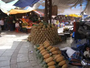 Mahatma Jyotiba Phule Market