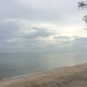 Tri Trang Beach