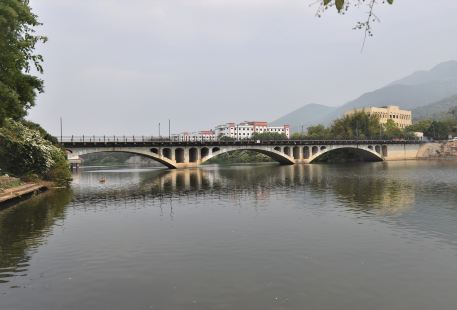 Gongnong Bridge