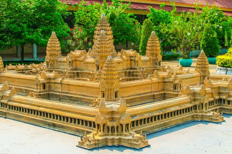 เที่ยวพนมเปญ