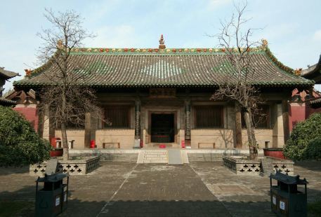 雙林寺彩塑藝術館