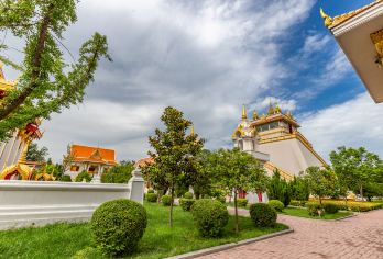 White Horse Temple Popular Attractions Photos