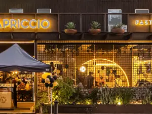D'CAPRICCIO PASTA Y VINO