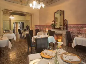La Vila Restaurant