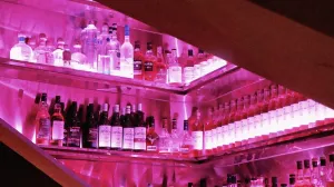 ท็อป 8 บาร์