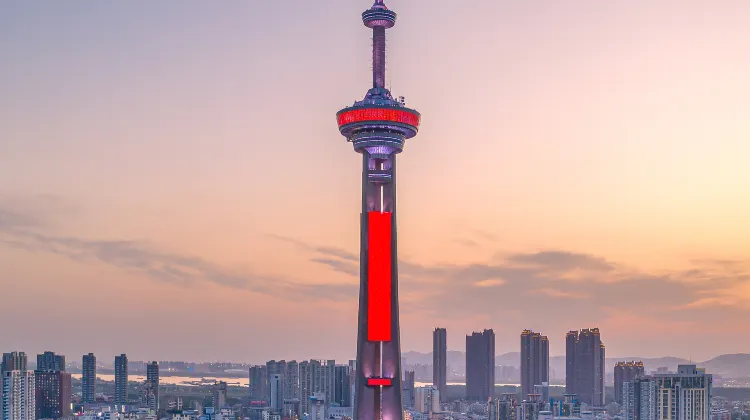 Nude to 18 in Nanjing