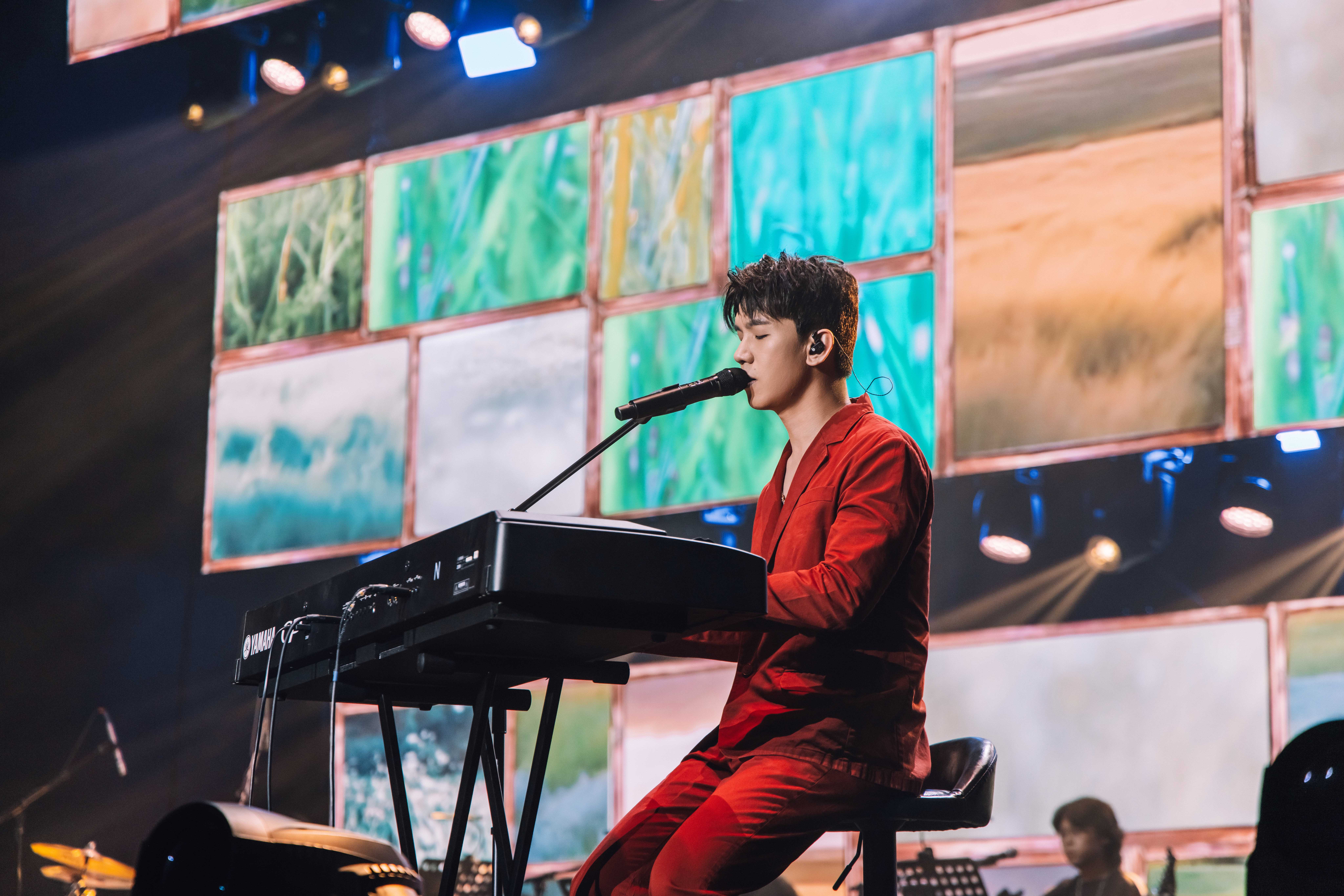 中山 · 2025《高山低谷10週年 special –Phil Lam The Great Decade Live》林奕匡巡迴演唱會中山站