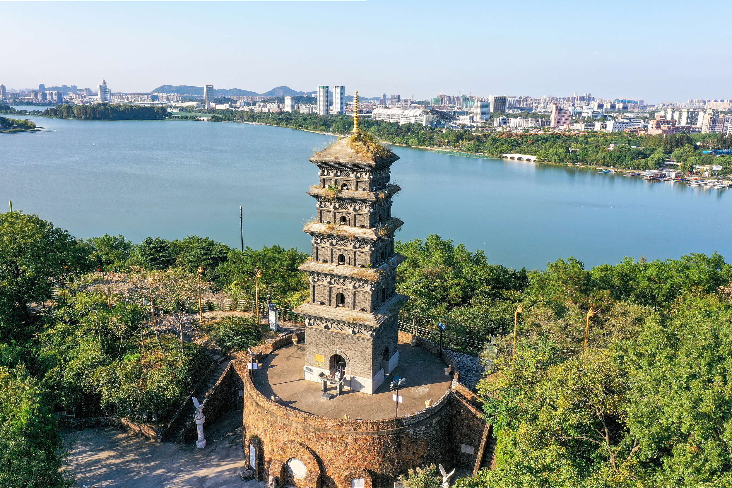 南京城牆景點評價 南京城牆門票 南京城牆優惠 南京城牆交通 地址 開放時間 南京城牆附近景點 酒店及美食 Trip Com