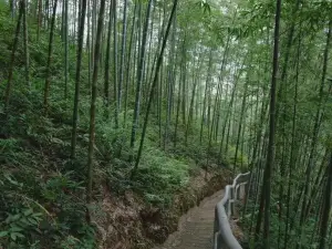 Lechangshi Baishuizhai Ecological Park