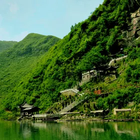Yanxiang Cave