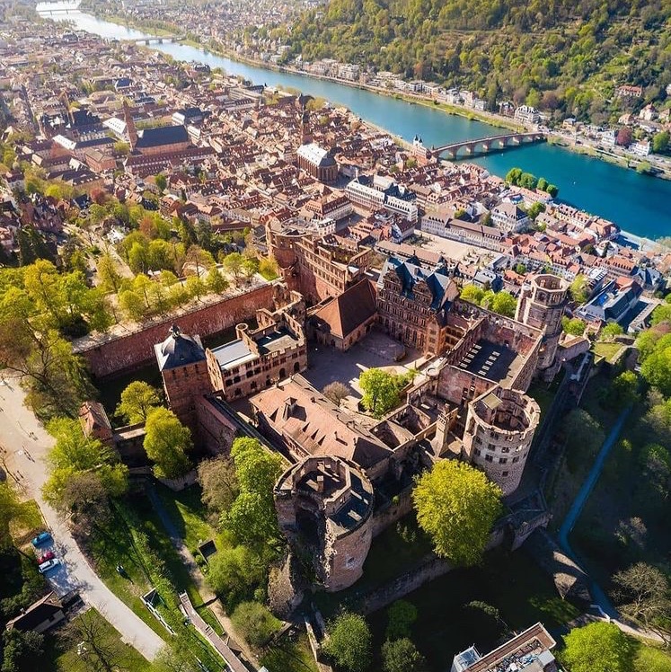 向往的生活 阳光明媚的海德堡老城无比悠闲 On A Sunny Afternoon Trip Com Heidelberg Travel Guides