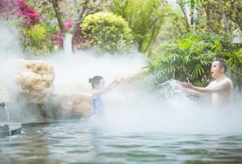 Jianhe Hot Springs Popular Attractions Photos