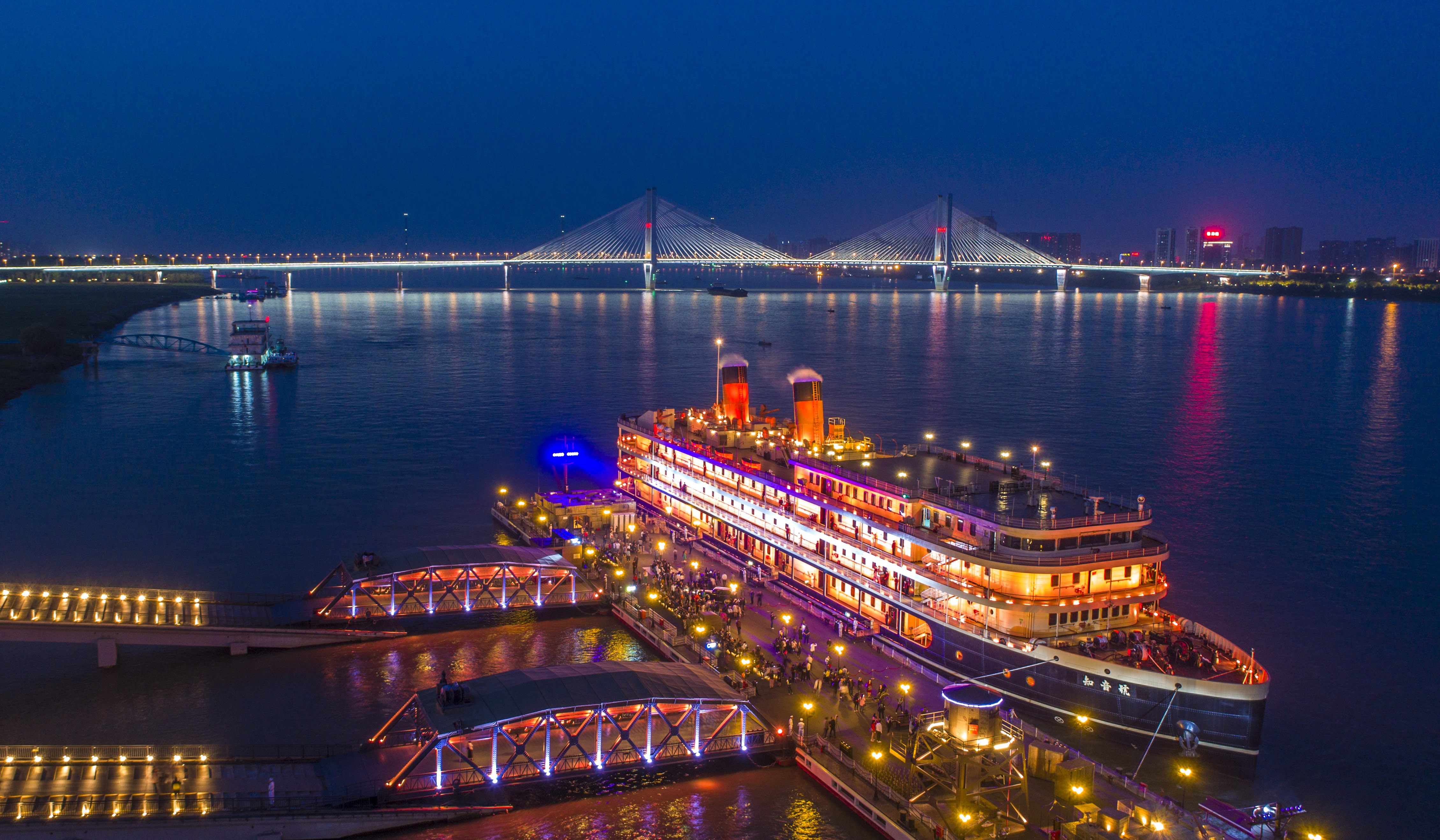 Zhiyin Cruise Ship Travel Guidebook Must Visit Attractions In Wuhan Zhiyin Cruise Ship Nearby Recommendation Trip Com