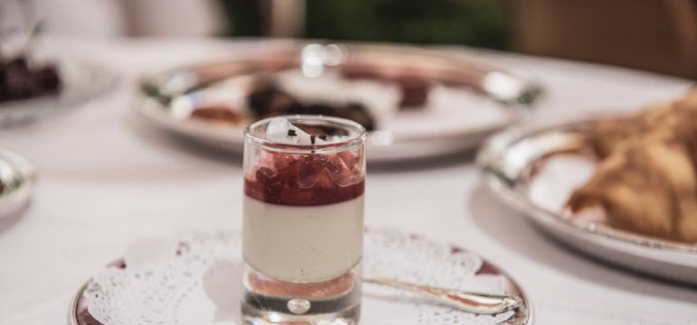 Restaurant Pierre Orsi Reviews Food Drinks In Lyon Trip Com