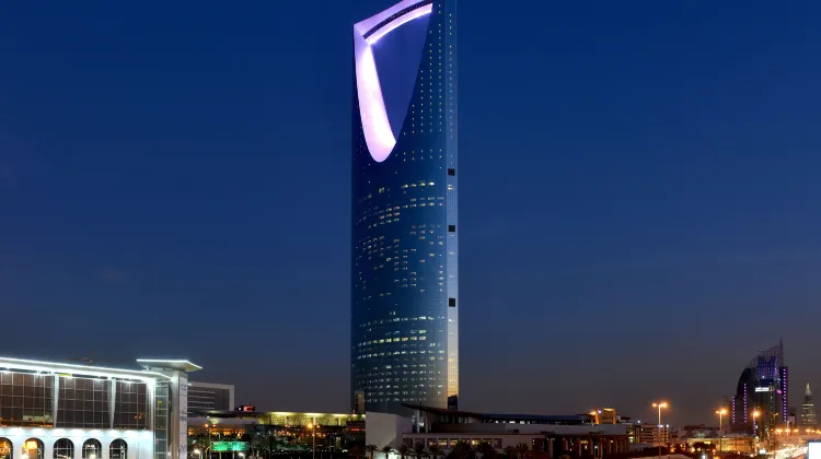 Kingdom Centre Travel Guidebook Must Visit Attractions In Riyadh Kingdom Centre Nearby Recommendation Trip Com