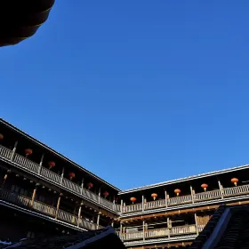 Shize Earth Building