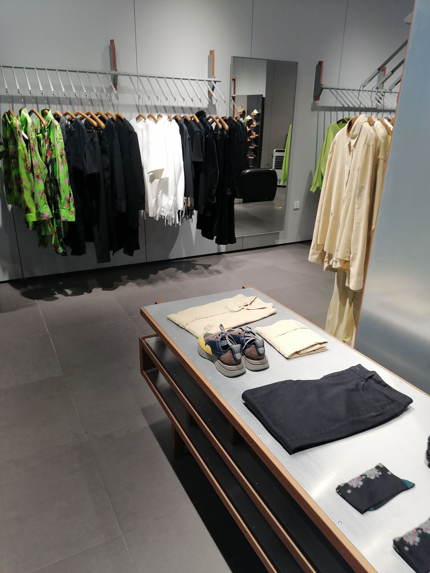 Hongqi Theater Travel Guidebook Must Visit Attractions In Chengdu Hongqi Theater Nearby Recommendation Trip Com