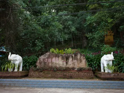 曼掌村