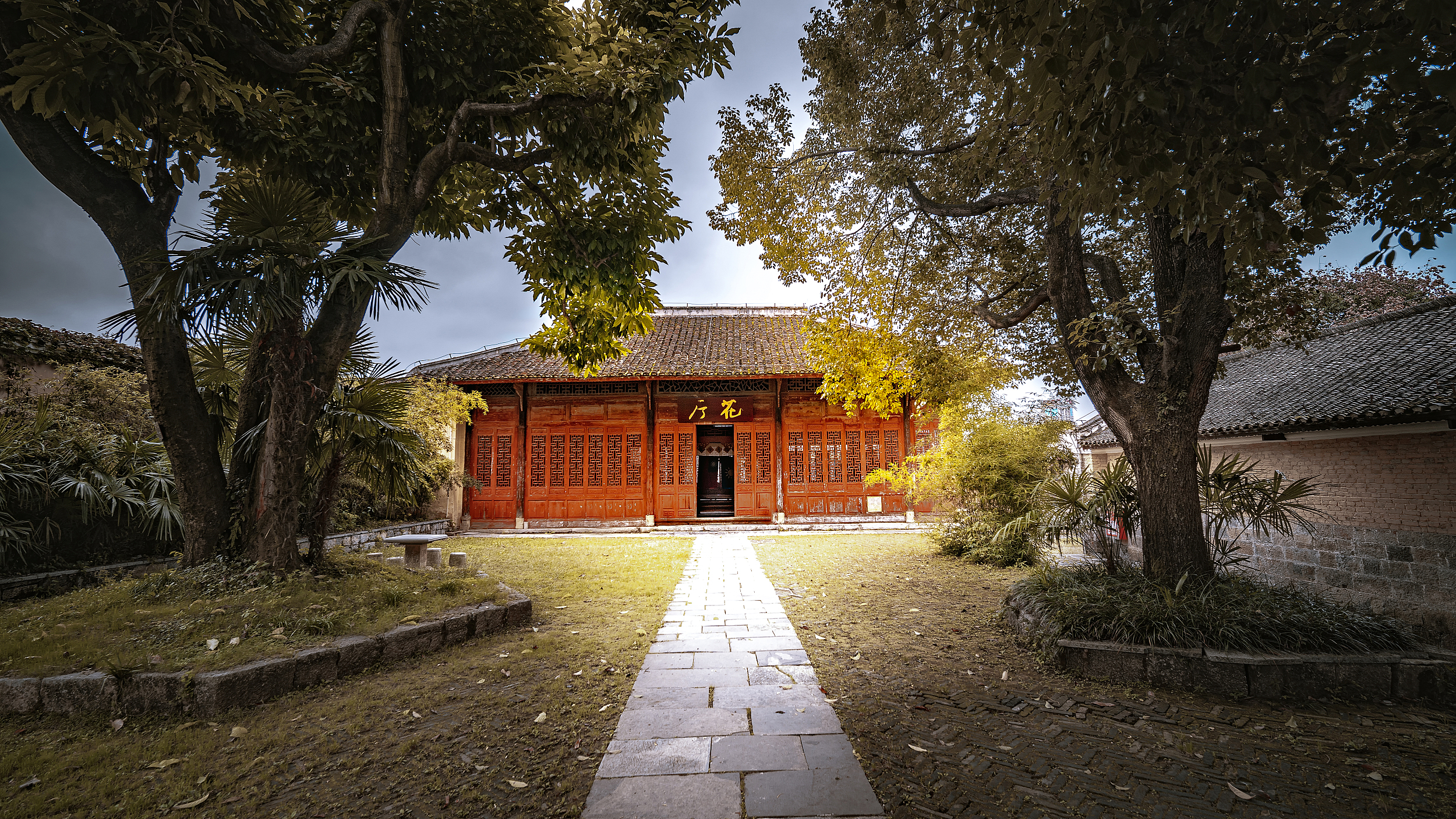 Liushi Manor Exhibition Hall attraction reviews - Liushi Manor Exhibition Hall tickets - Liushi Manor Exhibition Hall discounts - Liushi Manor Exhibition Hall transportation, address, opening hours - attractions, hotels, and food