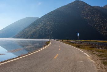 納帕海環湖路 熱門景點照片
