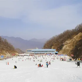 Tianlongchi Skiing World