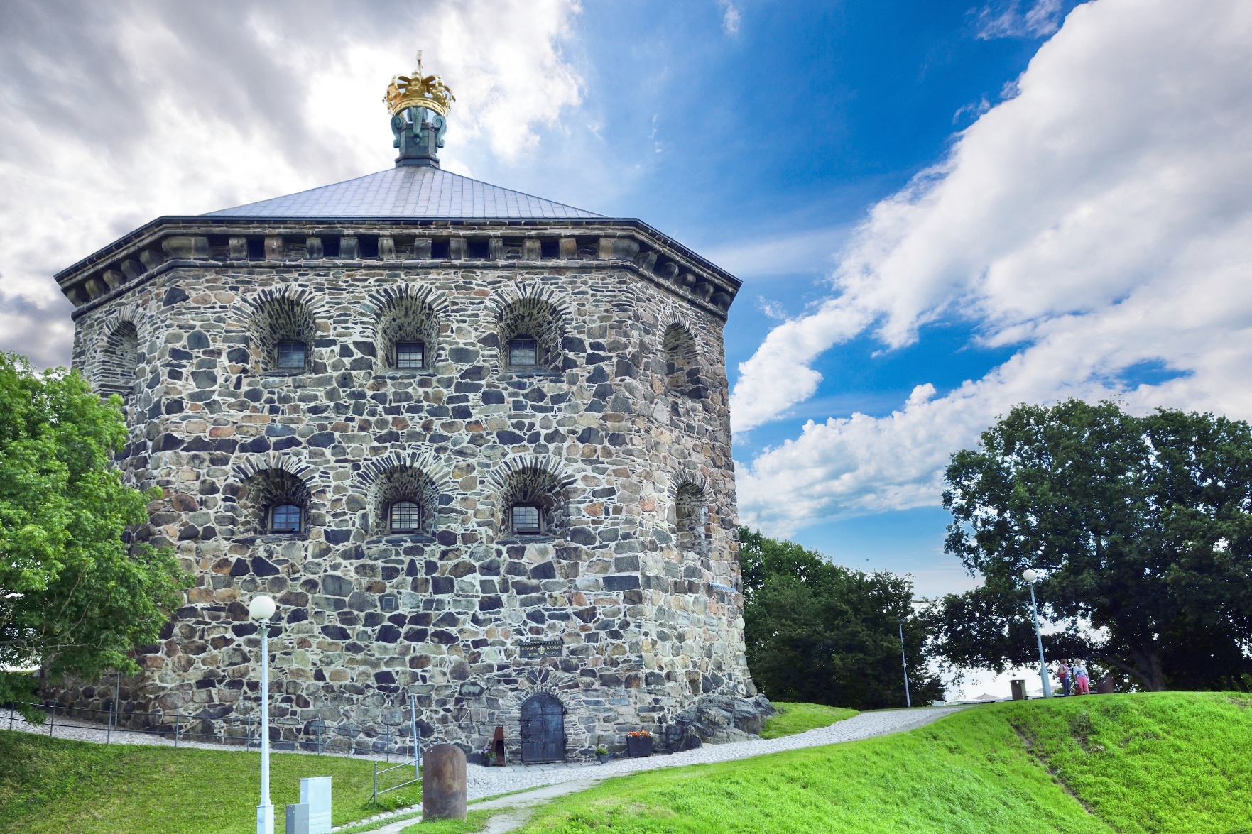 The Best 11 Fortresses and Castles near Gothenburg To Visit