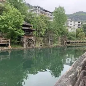 Manwan Long Lake