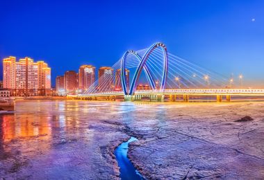 Tianchi Bridge Popular Attractions Photos