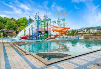 Heyuan Tianshang Renjian Hot Spring Resort Popular Attractions Photos