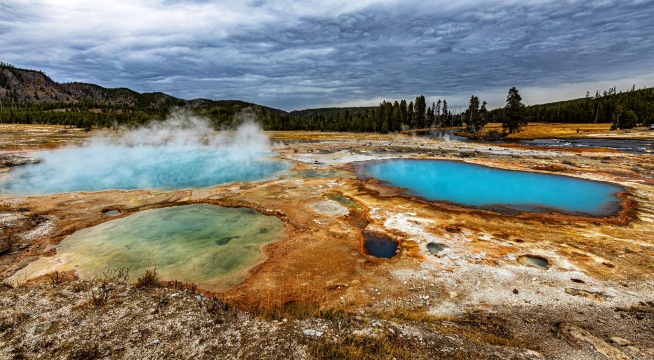 black sand basin trail