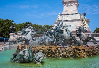 Girondins Monument Popular Attractions Photos