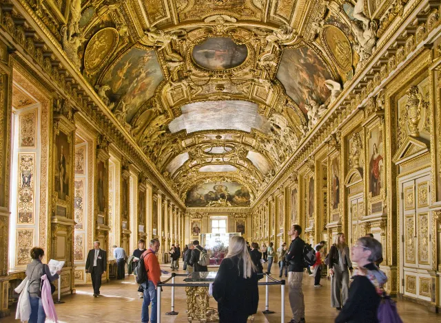 Louvre Museum3