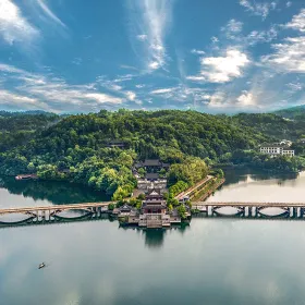 Three Gorges Wetland - Yang Shoujing College