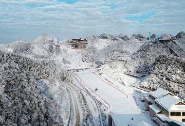 六盤水梅花山國際滑雪場 熱門景點照片