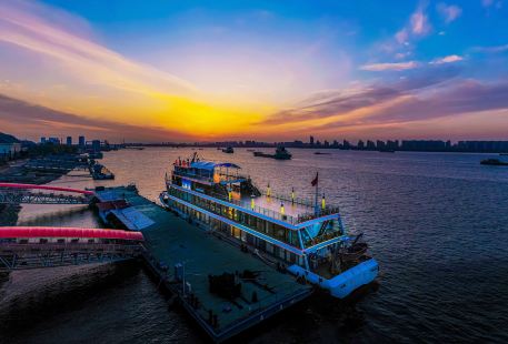 Najing Yangtze River Legend Series Cruise