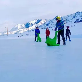 白雲戲雪樂園